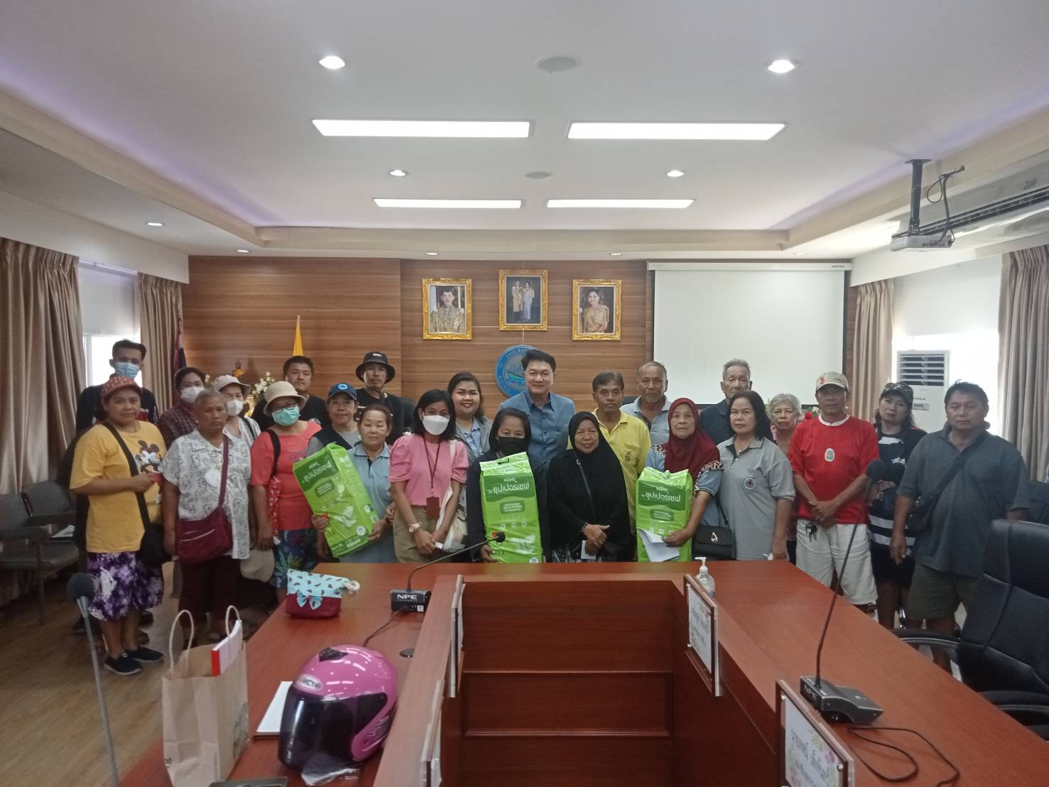 โครงการสนับสนุนผ้าอ้อมผู้ใหญ่ สำหรับบุคคลที่มีภาวะพึ่งพิงและบุคคลที่มีภาวะปัญหาการกลั่นปัสสาวะหรืออุจจาระไม่ได้ หมู่ 1
