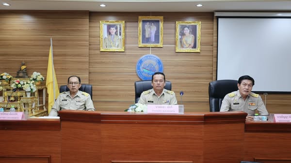 การประชุมสภาองค์การบริหารส่วนตำบลคลองด่าน สมัยประชุมสามัญ สมัยที่ ๒ ประจำปี พ.ศ.๒๕๖๘