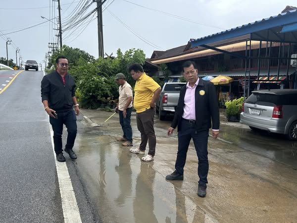 ลงพื้นที่ไปประเมินการเตรียมที่จะลอกท่อระบายน้ำ