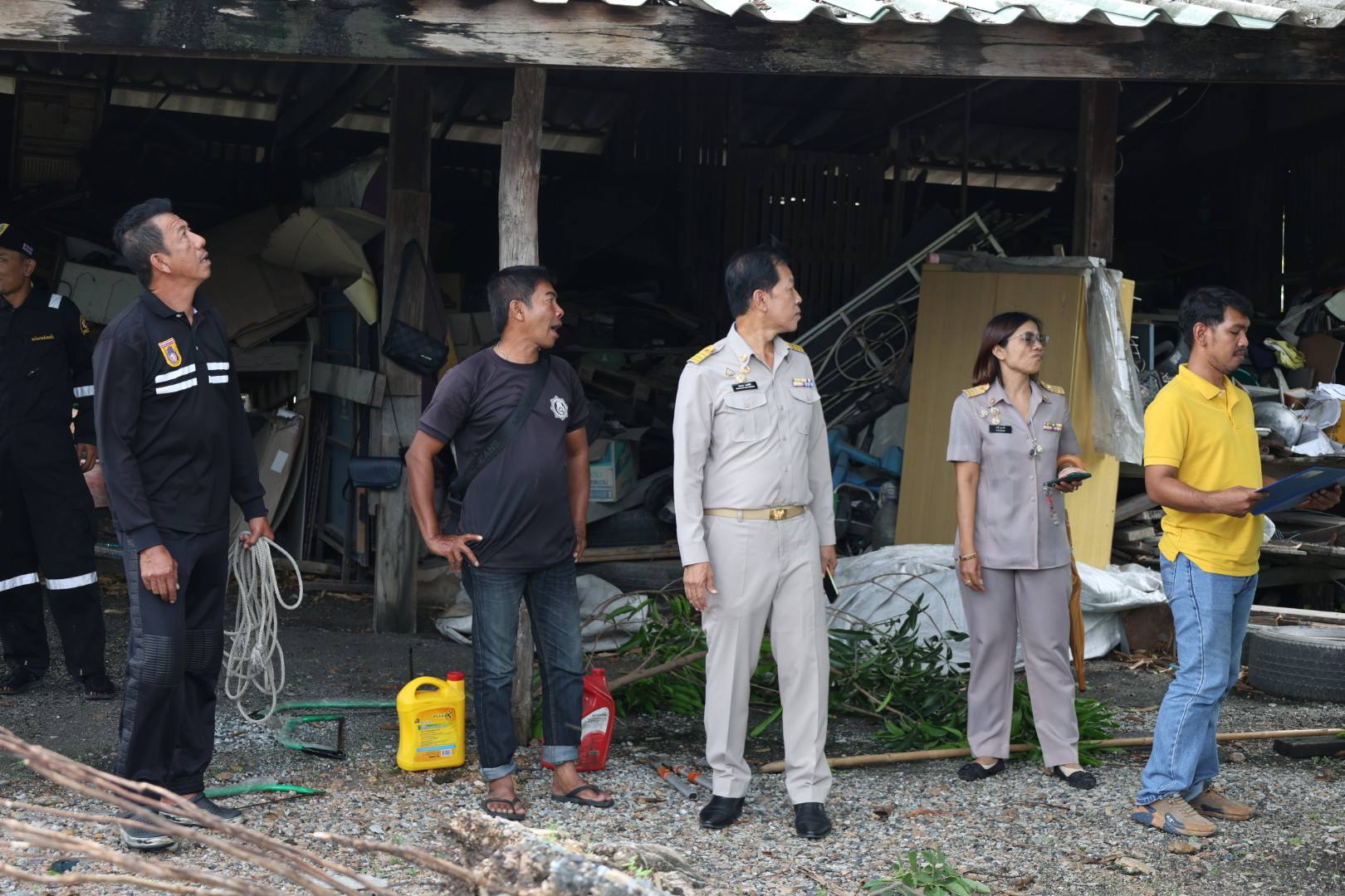 ลงพื้นที่ตรวจสอบความเสียหายจากเหตุวาตภัย