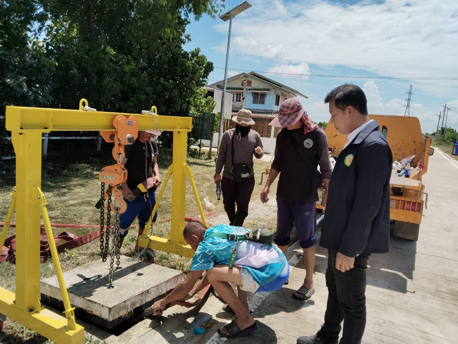 แก้ปัญหาน้ำท่วมขังและบรรเทาความเดือดร้อนของประชาชนในพื้นที่นั้น