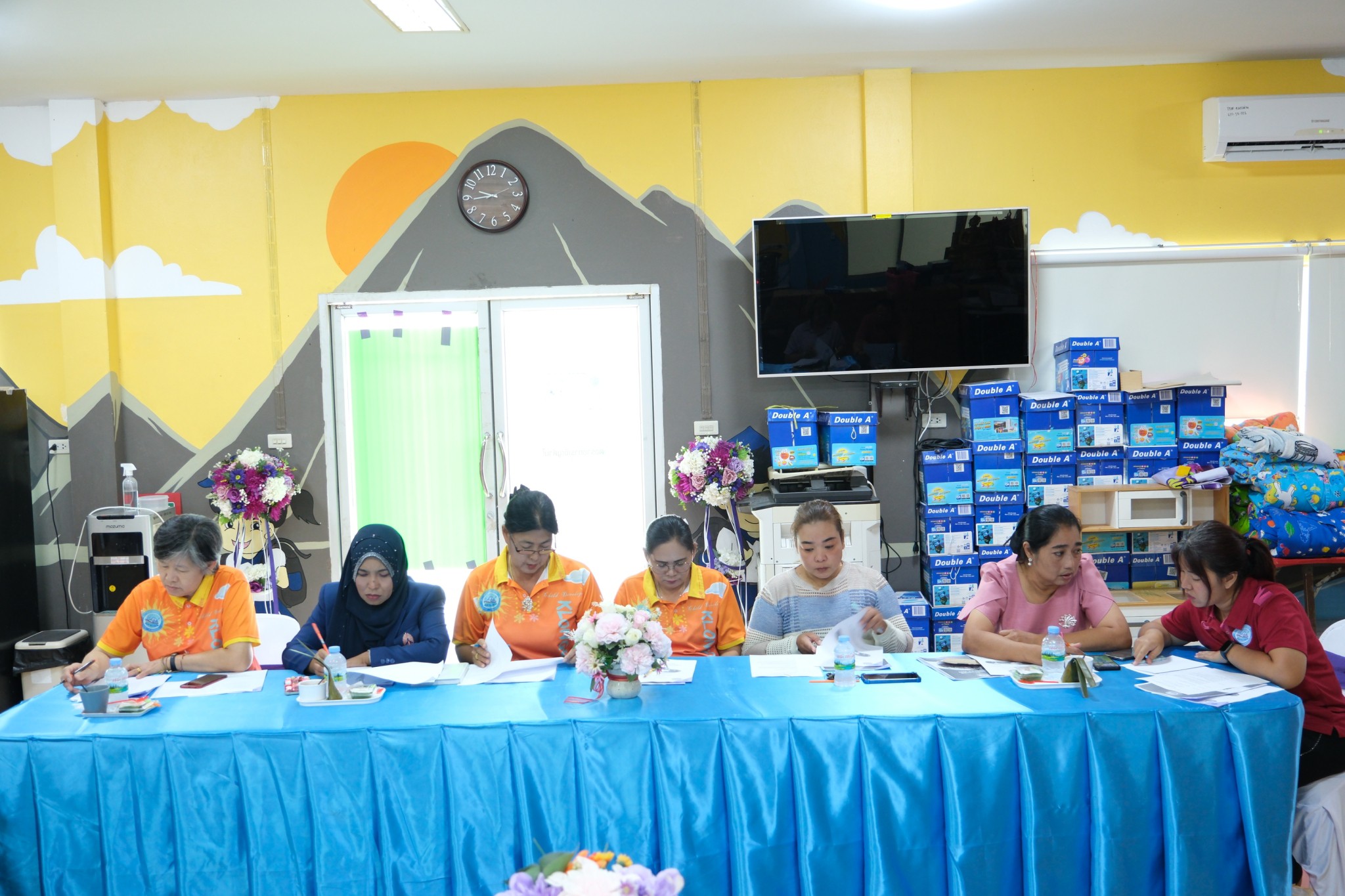 ประชุมพิจารณา (ร่าง) แผนพัฒนาการศึกษา (พ.ศ.๒๕๖๖-๒๕๗๐) เพิ่มเติม (ฉบับที่ ๑ ) พ.ศ.๒๕๖๘ และได้จัดทำร่างแผนปฏิบัติการประจำปีงบประมาณ พ.ศ.๒๕๖๙